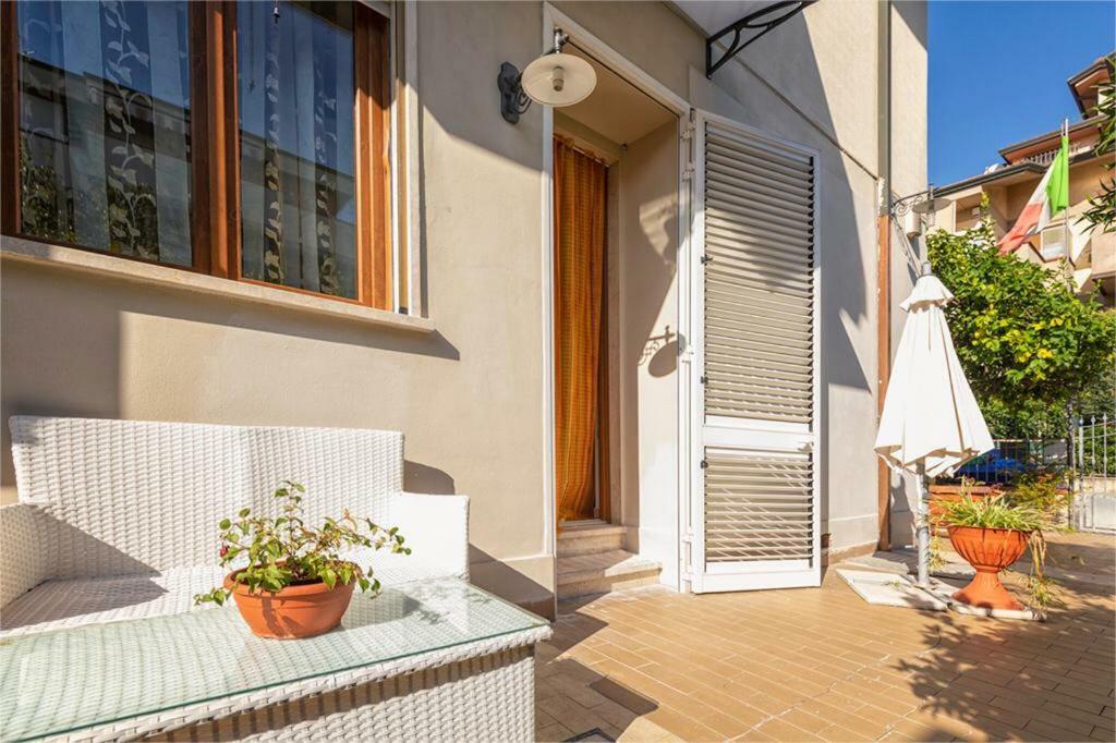 Casa Di Marina Hotel Viareggio Exterior photo